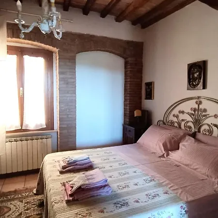 Centro Storico - Vista Su Assisi Perugia